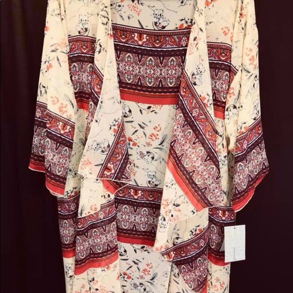 Shirley💕KIMONO - Picture 7 of 7